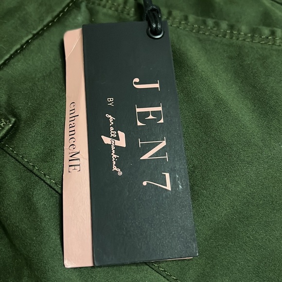 Jen 7 Green Pants - Picture 4 of 4